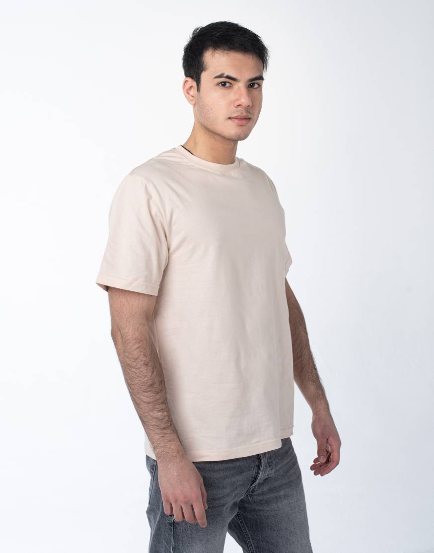 Бежевая мужская футболка оптом